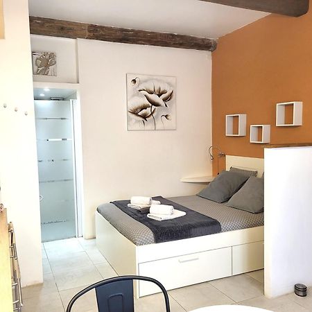 Ravissant Studio Uzès Exterior foto