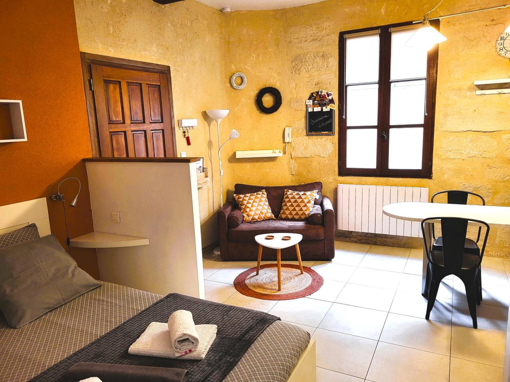 Ravissant Studio Uzès Exterior foto